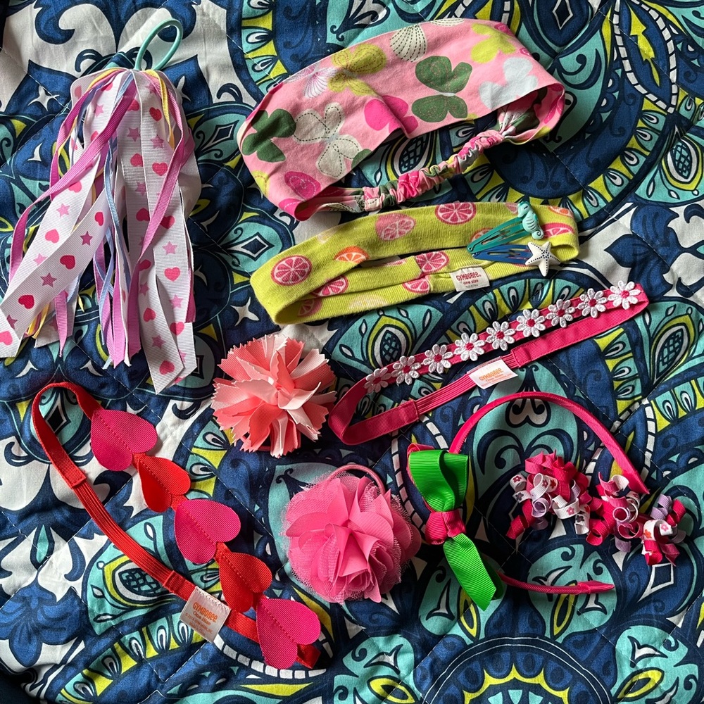 Lot of used Gymboree hair accessories